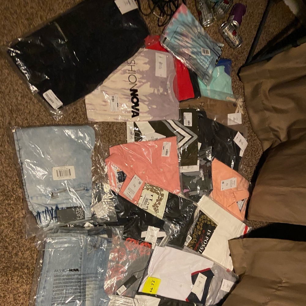 Is fashion nova a good brand and easy to sell